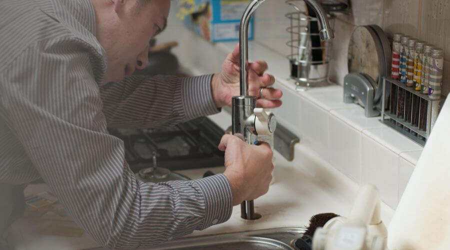 Local water heater installation in Lincoln, NE